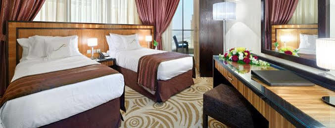 Al Majaz Premiere Hotel Apartments Sharjah Ngoại thất bức ảnh